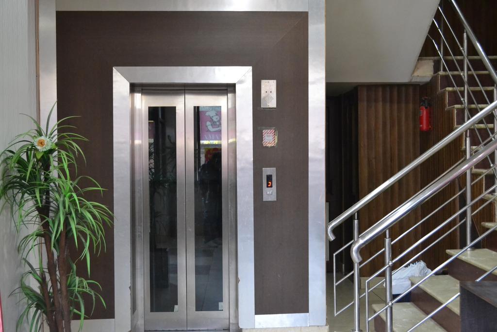 Hotel Atithi International 카트라 외부 사진